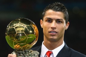 世界杯：不同国家VAR误判接受度差异调查 东亚球迷相对更理性